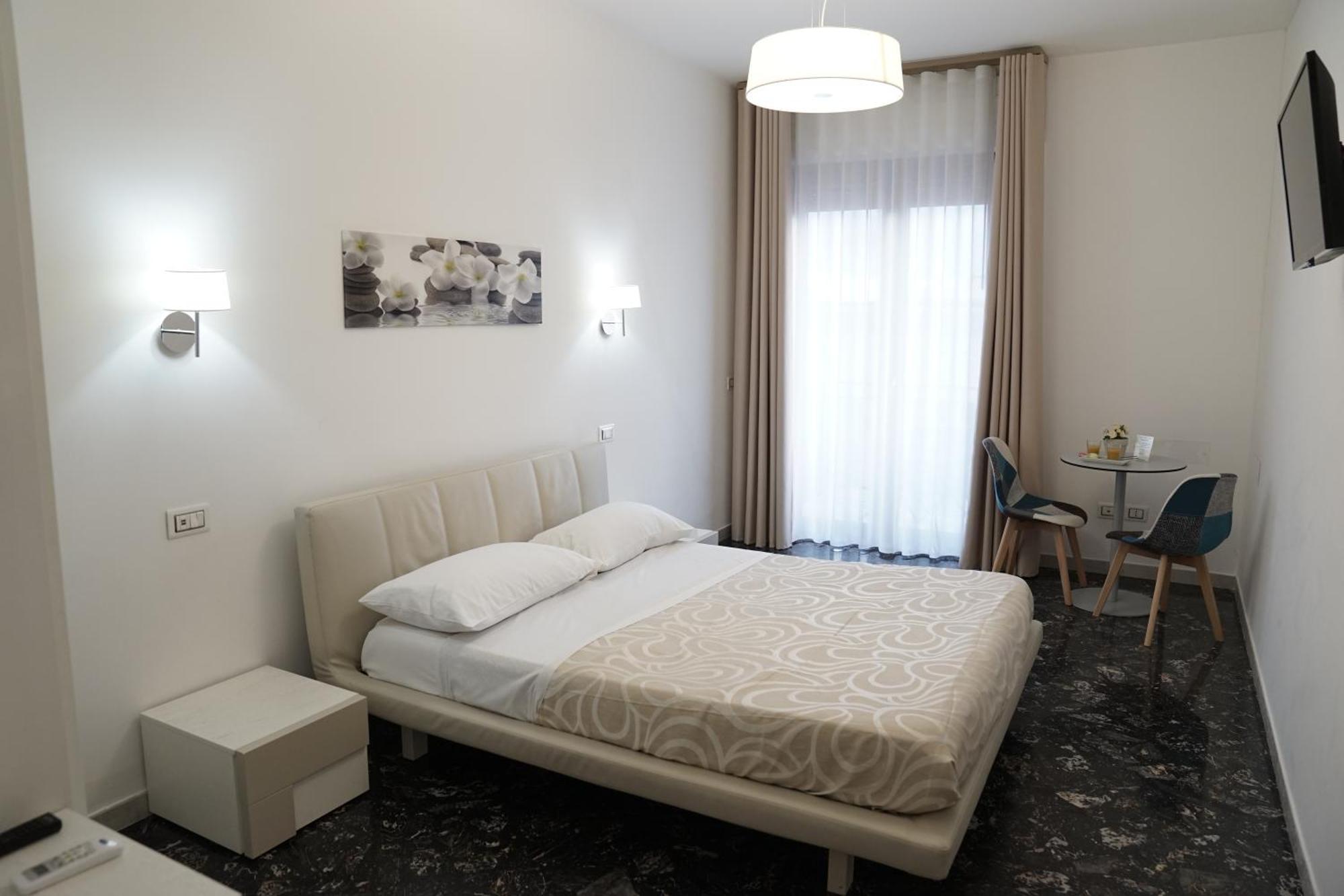 B&B La Vie En Rose Salerno Exterior photo
